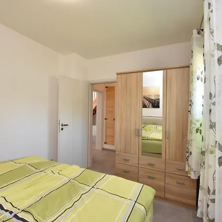 Rustic Retreat With Fireplace, Cleaning Included Ferienhaus Damshagen